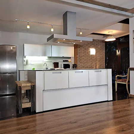Champetre Park View Apartment
