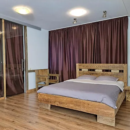 Champetre Park View Apartment