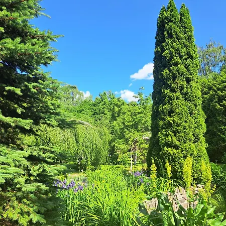 Champetre Park View *